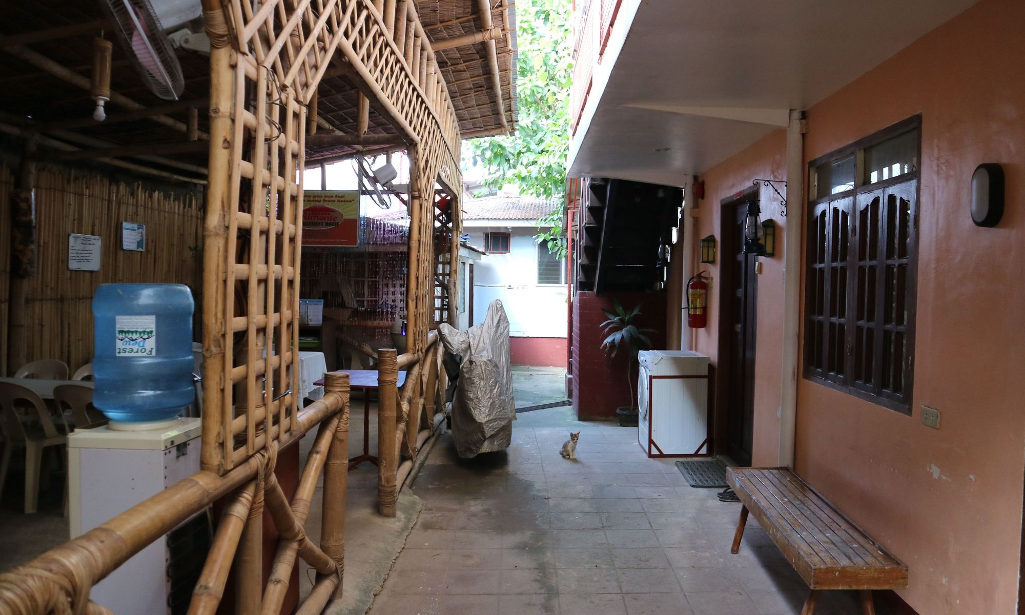 公主港 阿尔蒙特短住旅馆旅舍 外观 照片